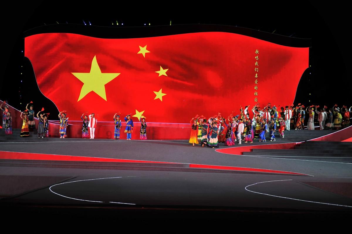 “天南地北的西吉人和五湖四海奉献西吉的人”座谈会在银川召开